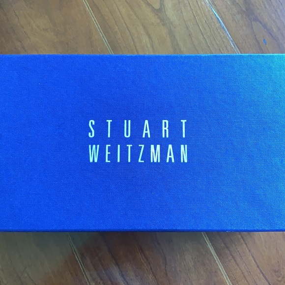 Stuart Weitzman Silver Supple Kid Sandal Size 7 - Picture 10 of 10